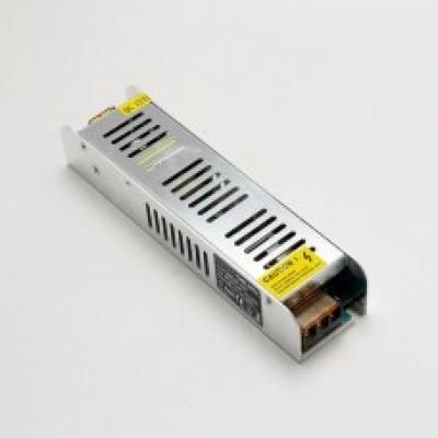 LED TÁPEGYSÉG   60W 12V 5A