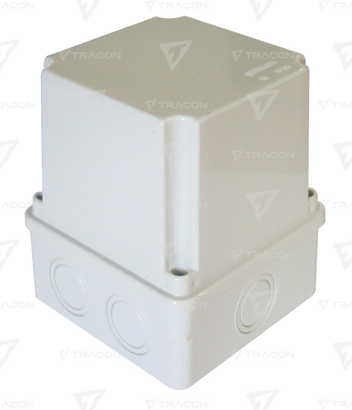 KÖTŐDOBOZ 150X110X140MM TELI FEDÉL