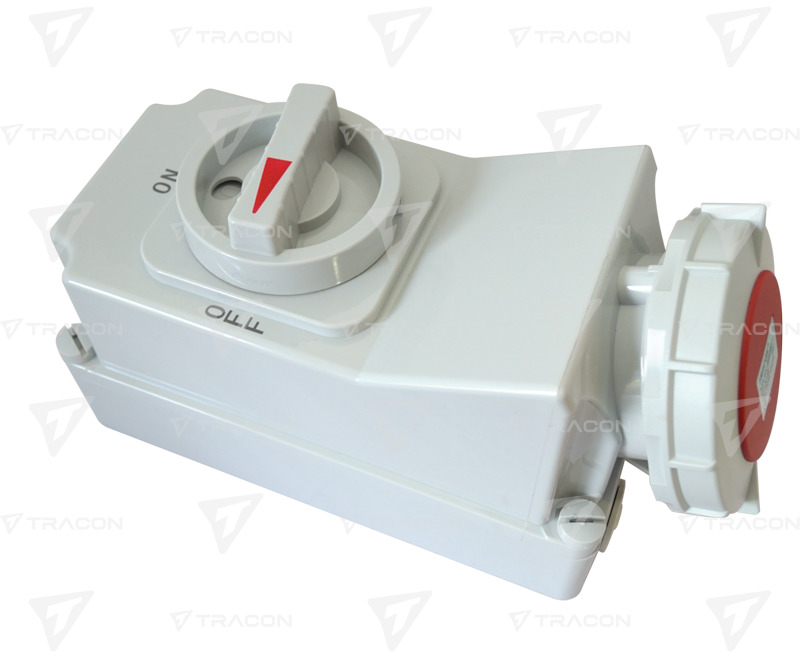 IPARI CSATL.ALJ RÁÉP. 32A 400V 5P 6h