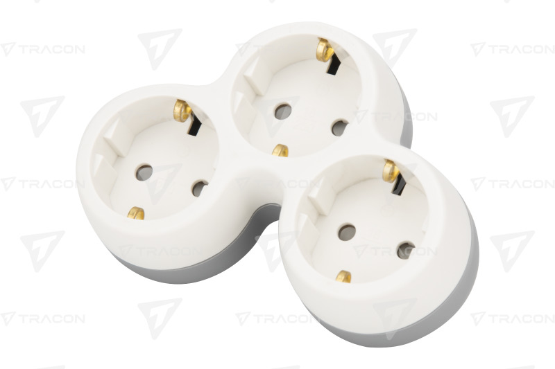 ÁTALAKÍTÓ CSATLAKOZÓ 3XSCHUKO 230V