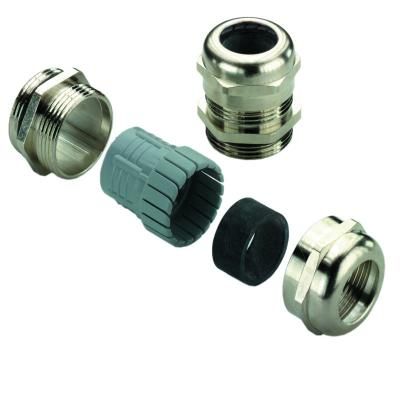 TÖMSZELENCE  M32X1.5 IP68 FÉM