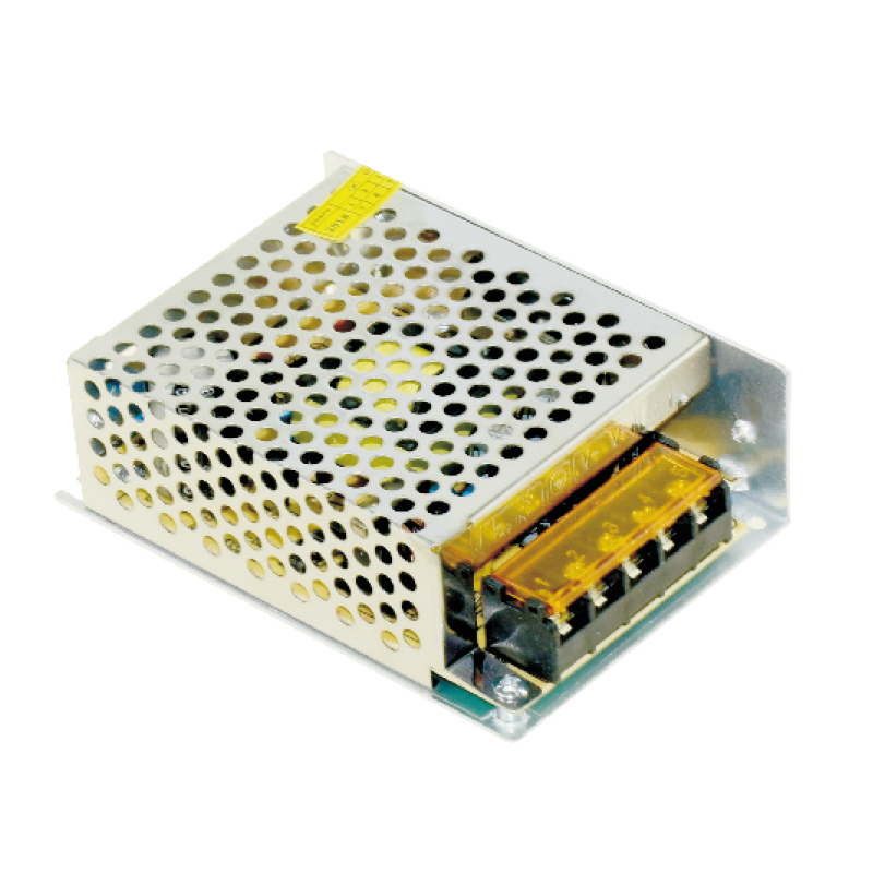 LED TÁPEGYSÉG FÉMH. 12V 60W 5A
