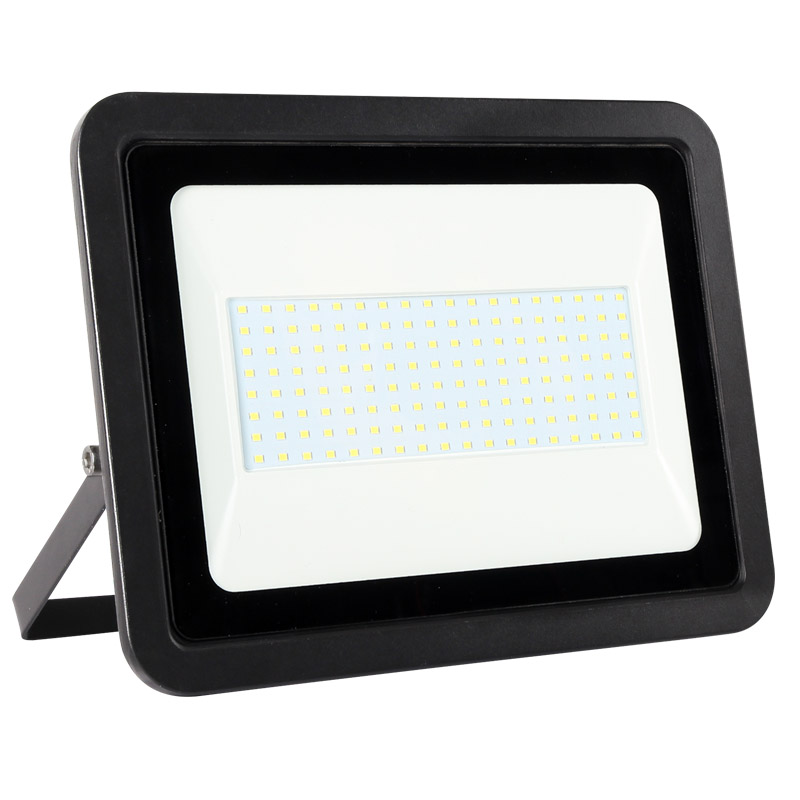 LED fényvető 70W 4500K 6050lm fekete, lapos kivitel, előtét nélkül