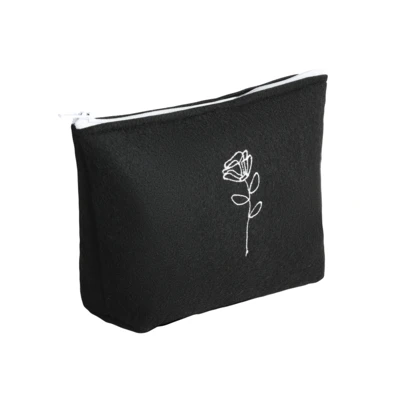 Filc kozm.táska kicsi fekete Yakima@