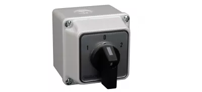 TOKOZOTT IRÁNYVÁLTÓ KAPCS 1-0-2 400V, 50Hz, 20A, 5,5kW, 48×48mm,IP65