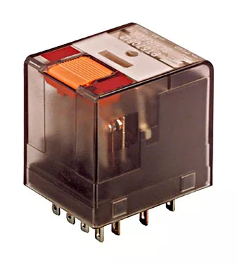 SCHRACK PT RELÉ 230V AC 3V. 10A