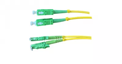 OPTIKAI PATCH KÁBEL E2000/APC 09/125 0,5m; OS2