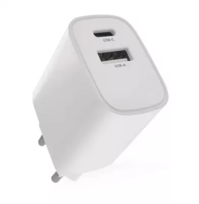UNIVERZÁLIS USB TÖLTŐ 15W MAX.