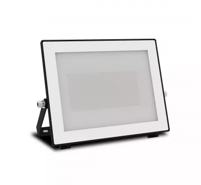 LED fényvető 50W 5400lm 3000K IP65 fekete