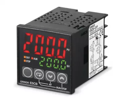 HŐMÉRSÉKLET-SZABÁLYOZÓ OMRON E5CB-R1TC 100-240 VAC
