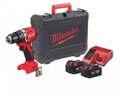 MILWAUKEE M18 BLPDRCMC-402C @ ÜTVEFÚRÓ-CSAVAROZÓ SZETT