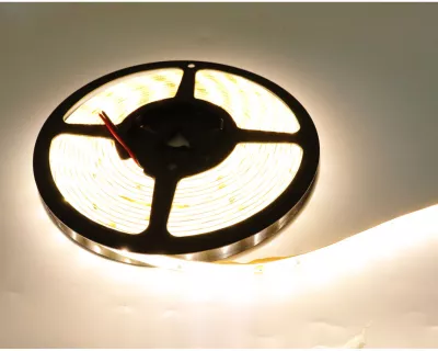 LED SZALAG 5m  60LED/m IP65 3000K 4,8W/m 600lm/m   24V