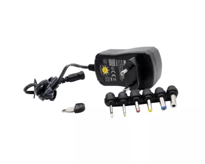 TÁPEGYSÉG UNIVERSALIS